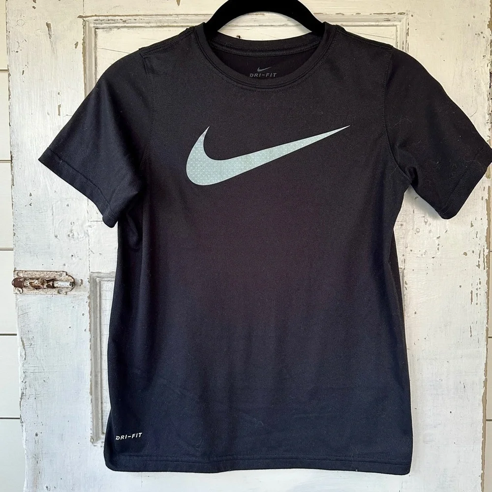 SET/2, BOYS SHORT SLEEVE SHIRTS. SIZE M